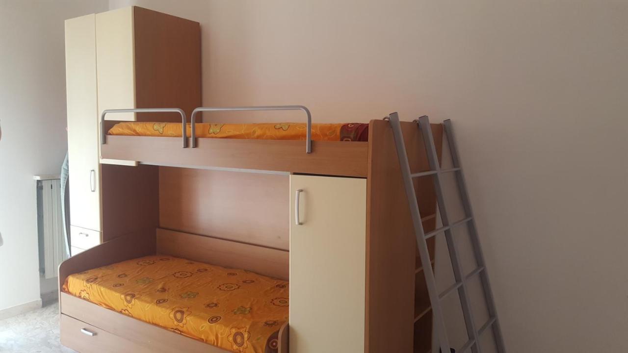 Albenga Sul Mare Famiglie Ed Amici Fino 10 Posti Apartment Exterior photo