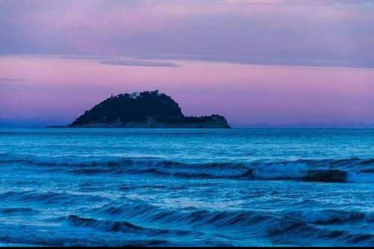 Albenga Sul Mare Famiglie Ed Amici Fino 10 Posti Apartment Exterior photo